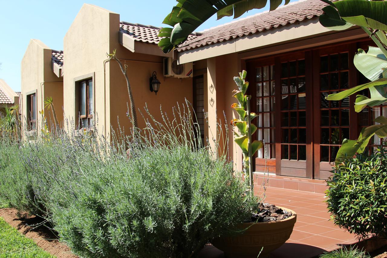 Micasa Sucasa Guesthouse Lephalale Exterior foto